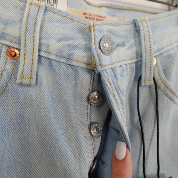❌SOLD❌ LEVI'S Wedgie Straight Jeans Light Blue Acid wash High Rise Denim 25X26 - Picture 5 of 14